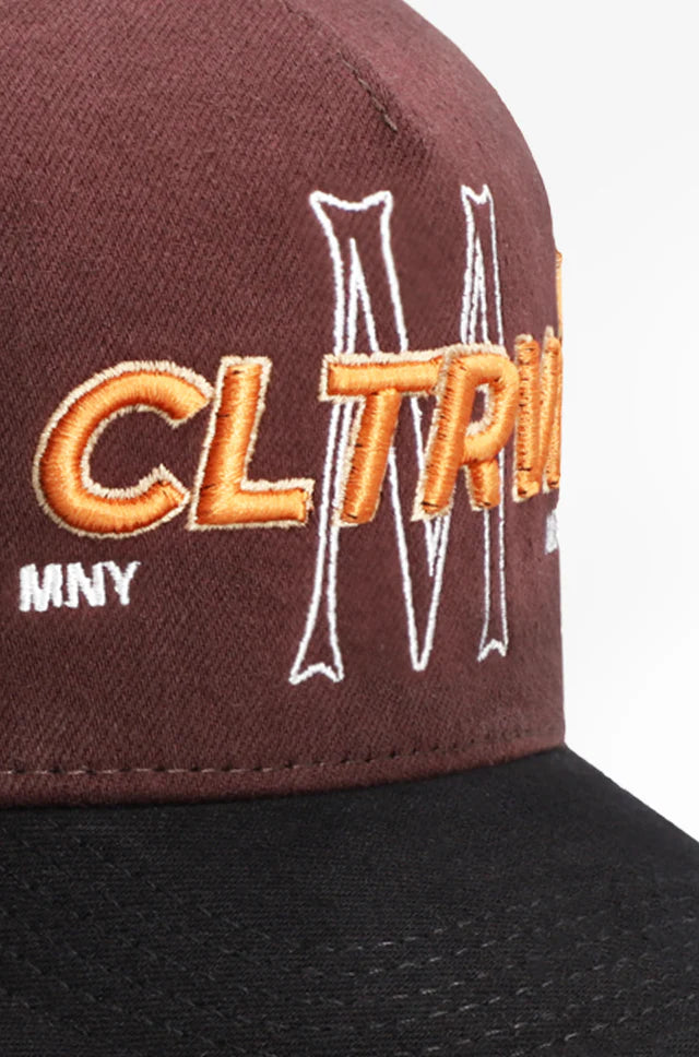Gorra café negro XPD