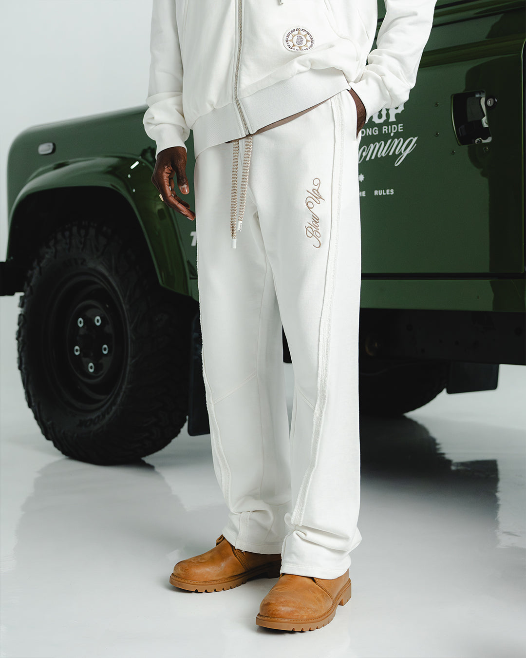 SD31-1010 - HOMECOMING IVORY SWEATPANT