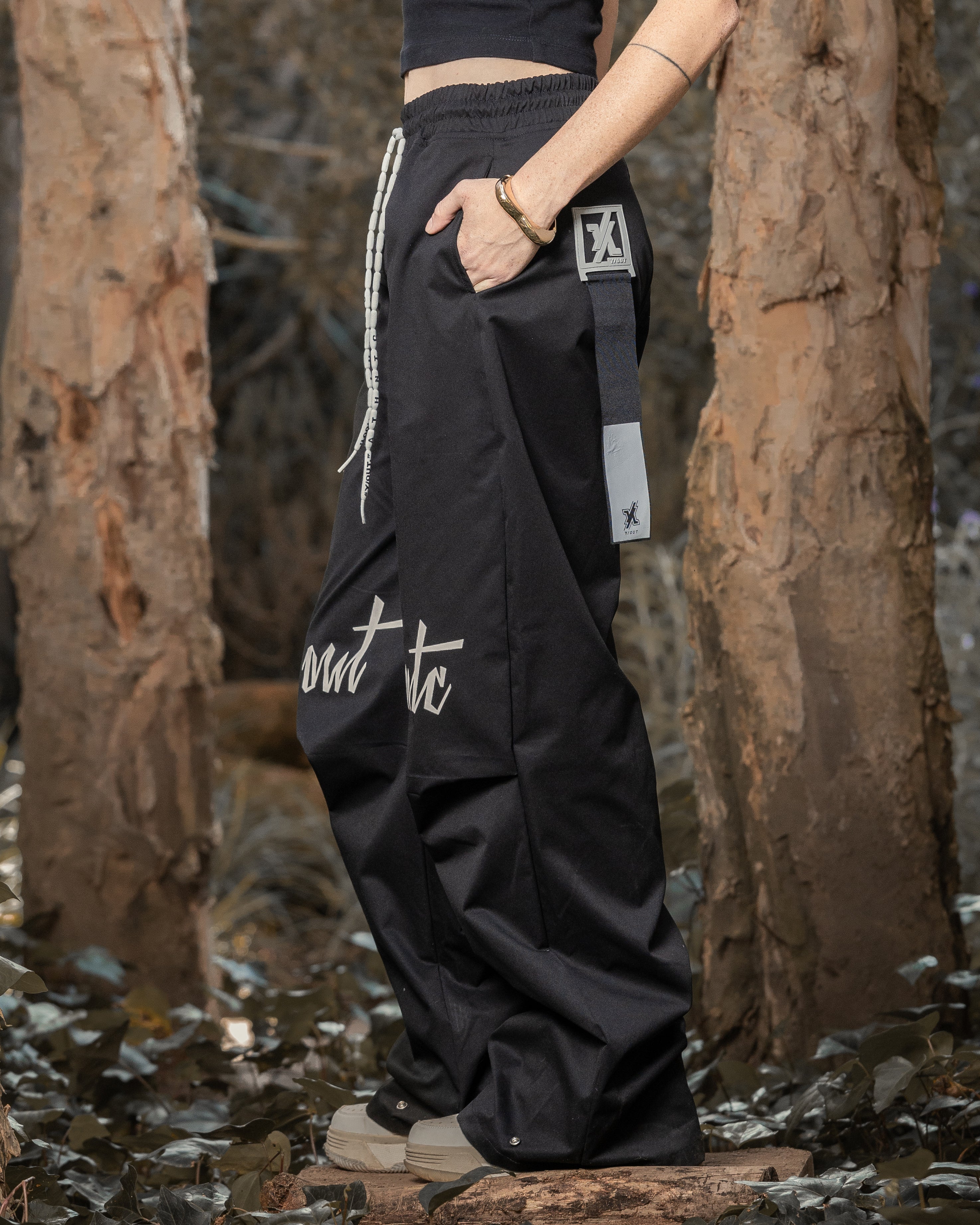 I2101 - BLACK TRUFFLE PANT