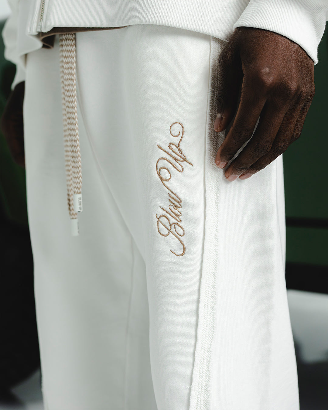 SD31-1010 - HOMECOMING IVORY SWEATPANT