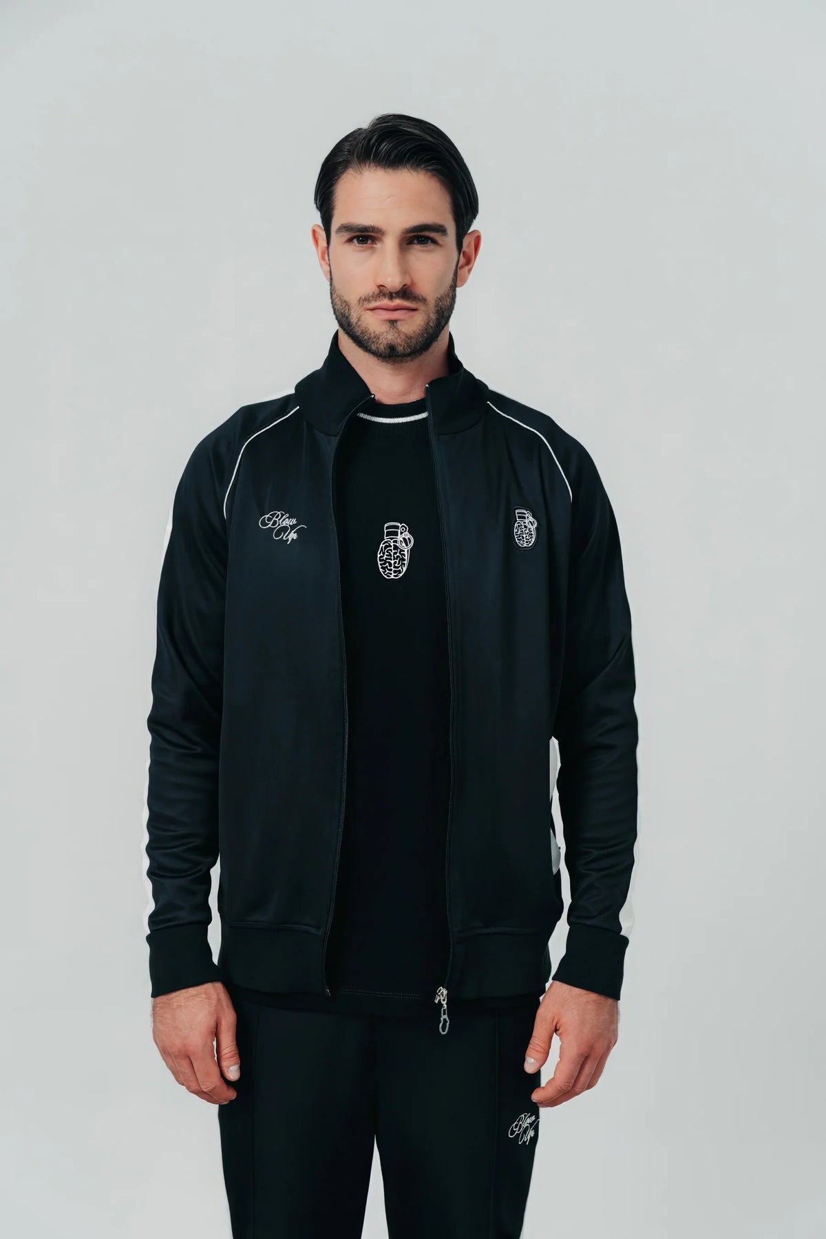 B43-1100 - BLACK TRACKSUIT JACKET