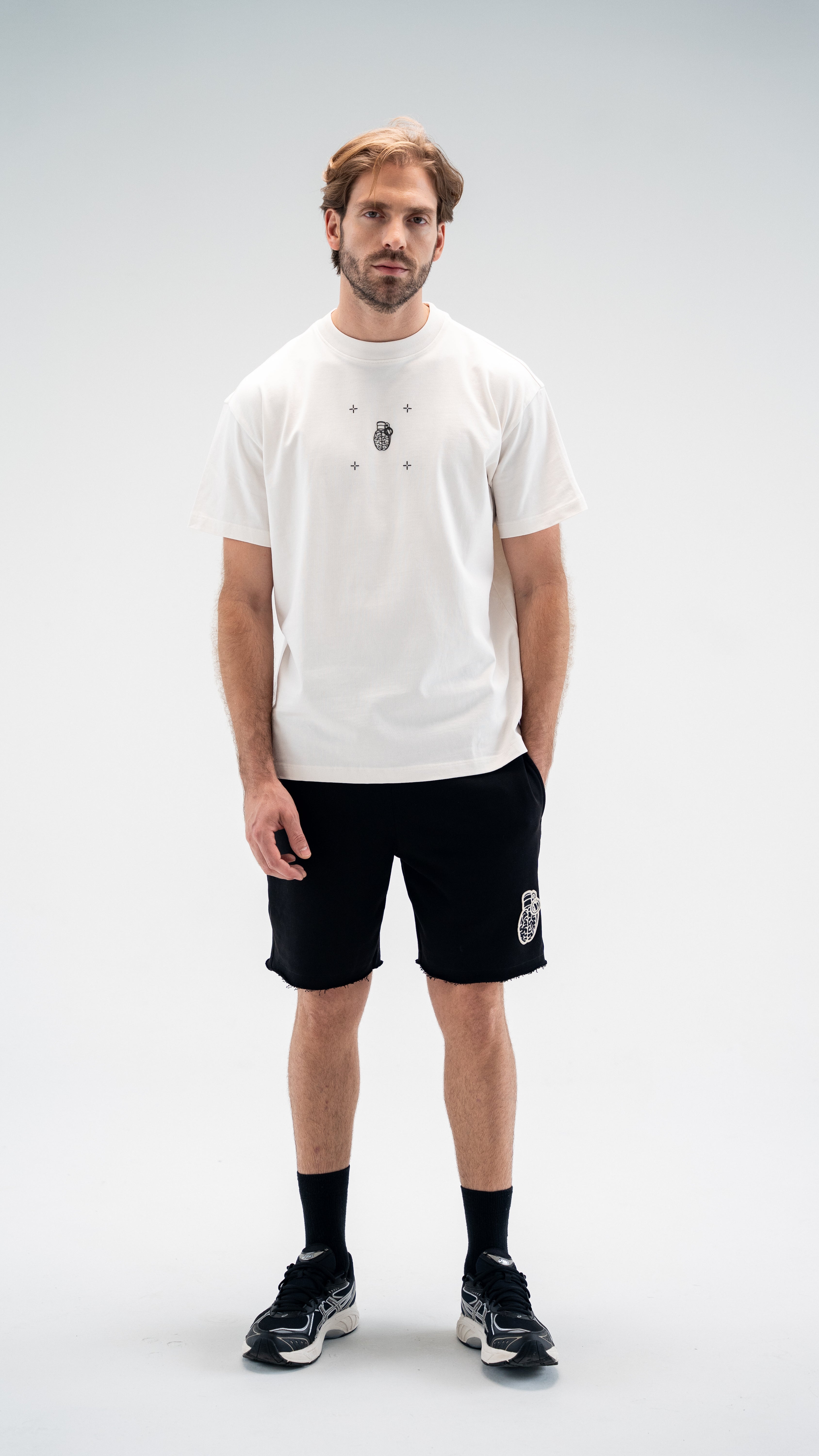 BM16-1100 - BLACK SHORT