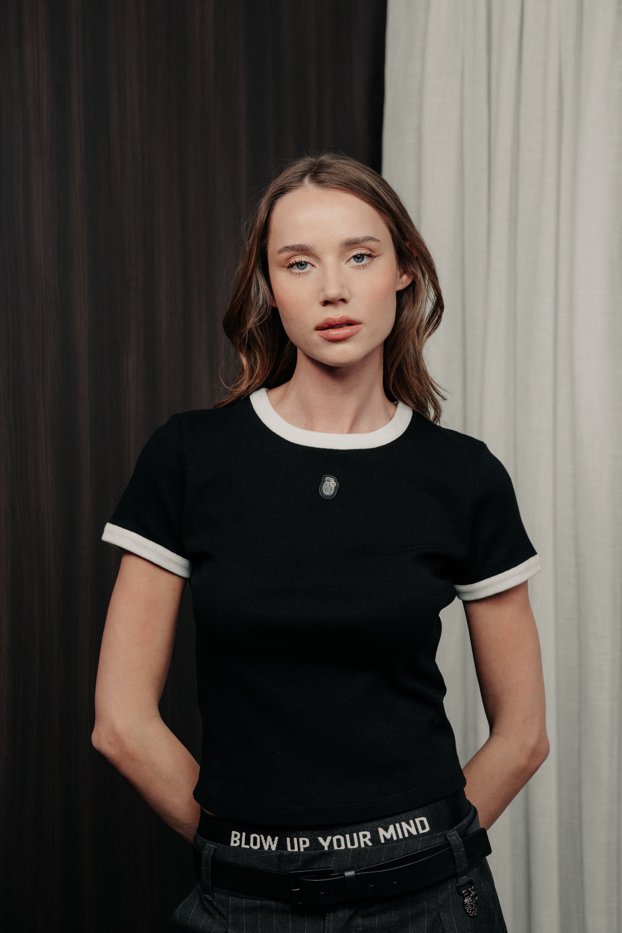 C8M-1100 - SHORT SLEEVE BLACK TOP