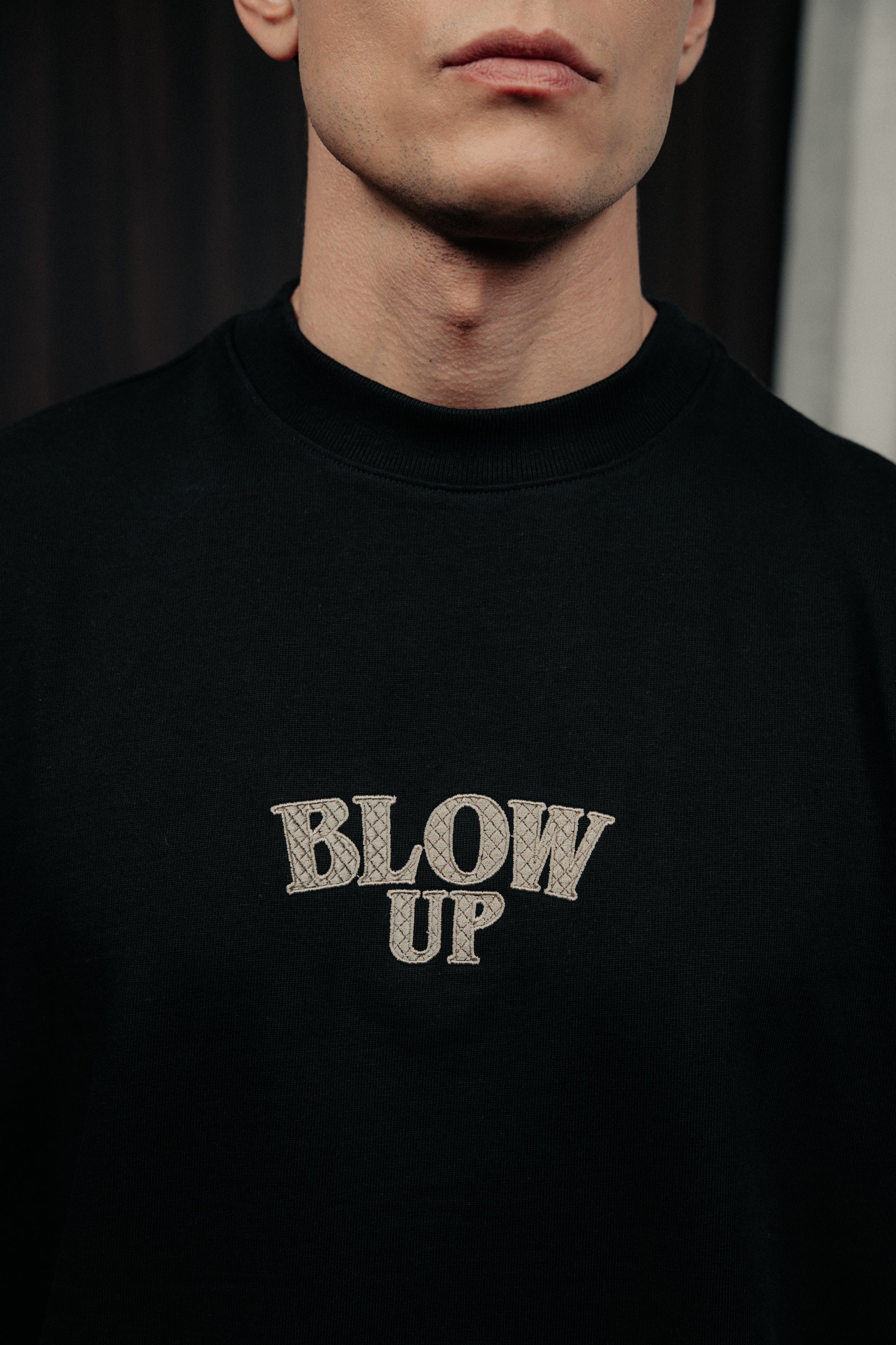 CLF3-1101 - BLACK CLASSIC FIT T-SHIRT