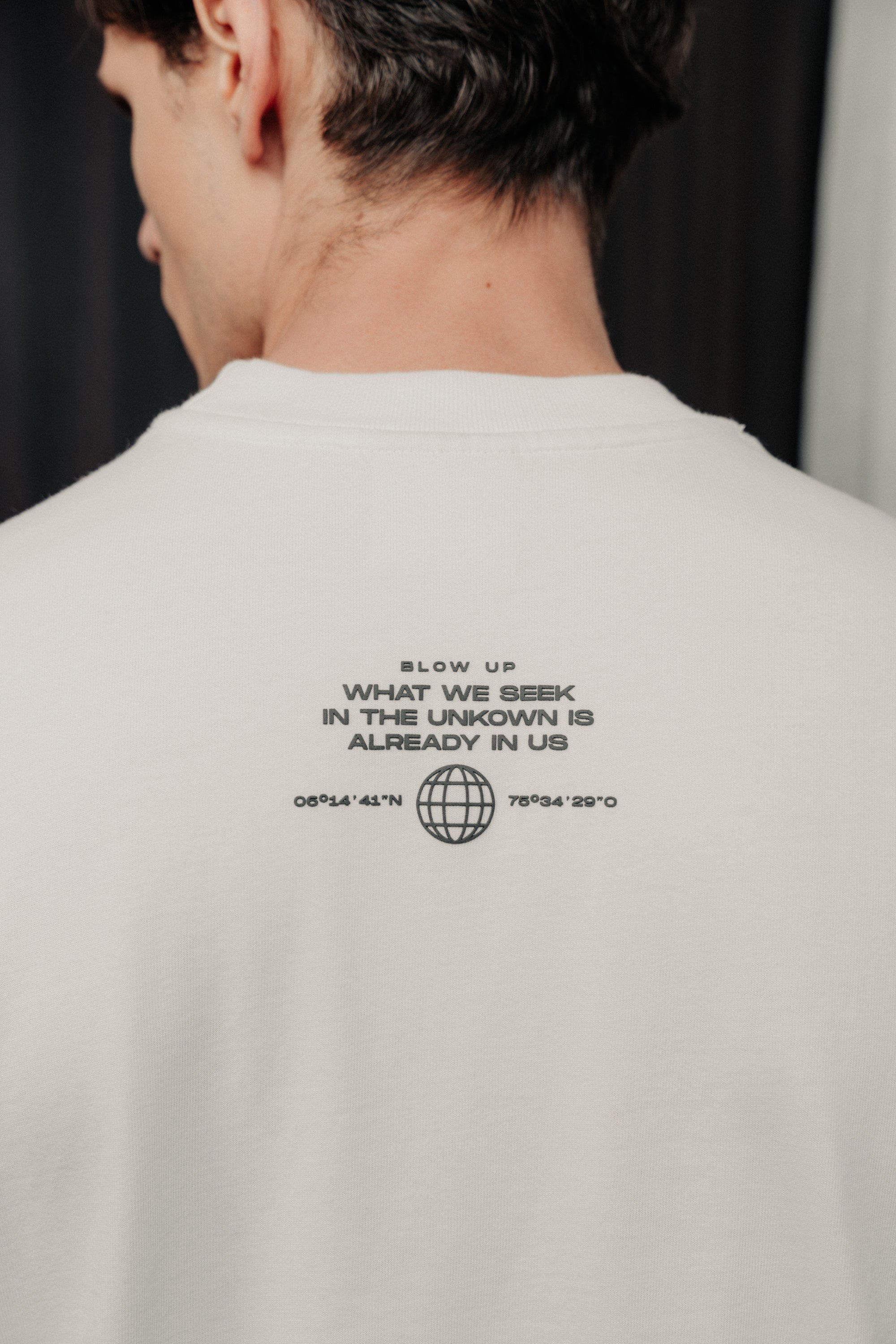 CLF2-0001 - WHITE CLASSICFIT