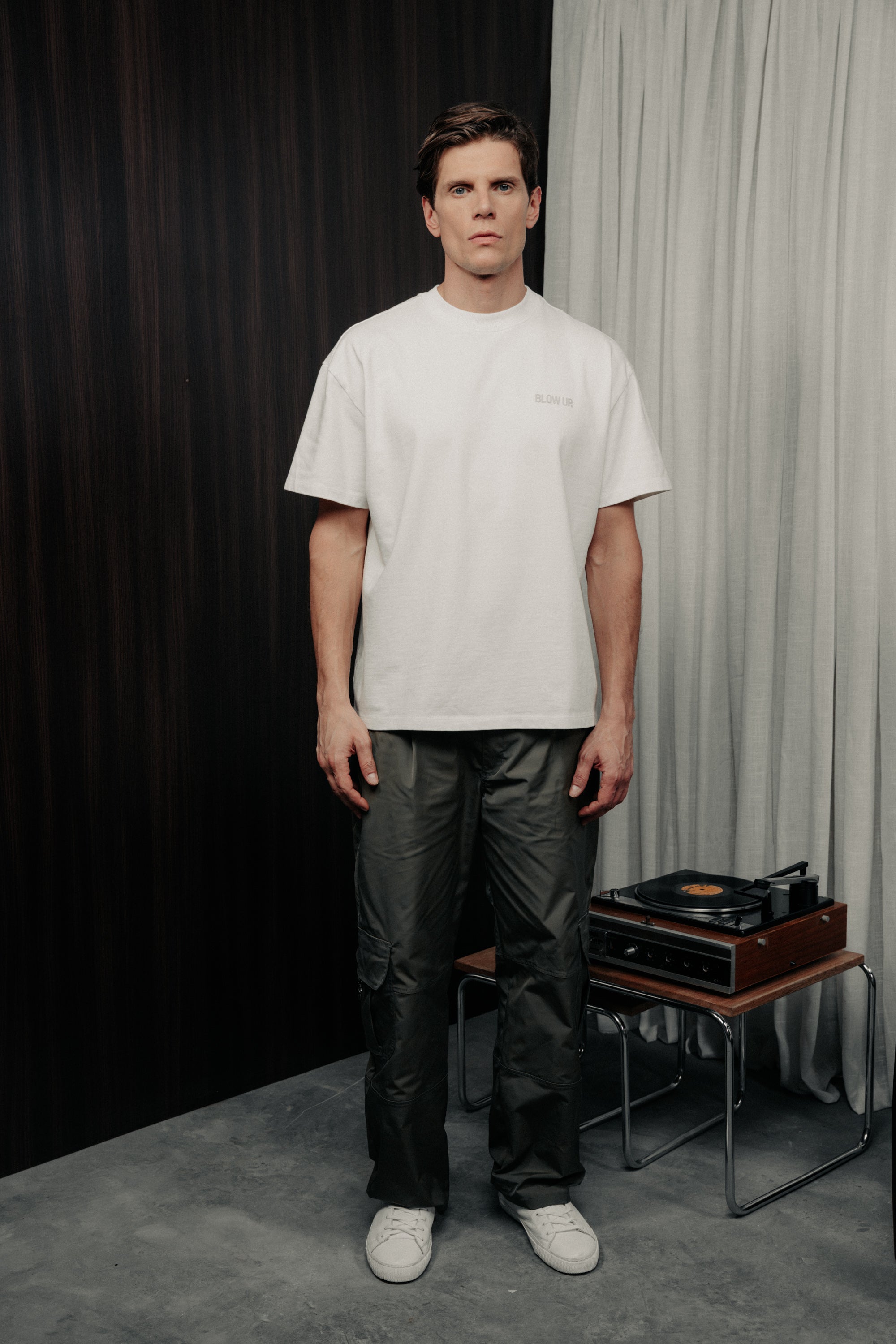 CLF4-1010 - IVORY CLASSIC FIT T-SHIRT