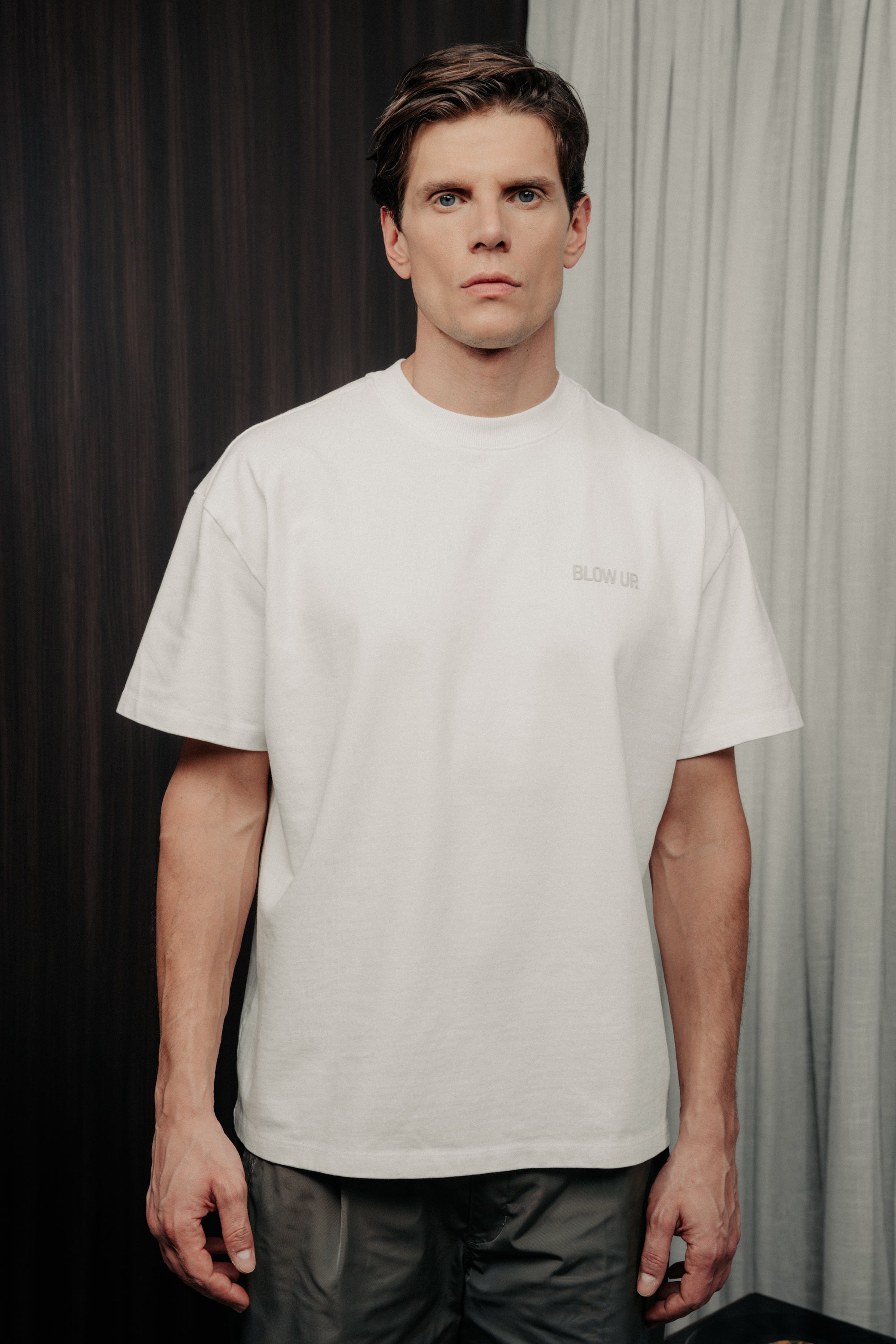 CLF4-1010 - IVORY CLASSIC FIT T-SHIRT