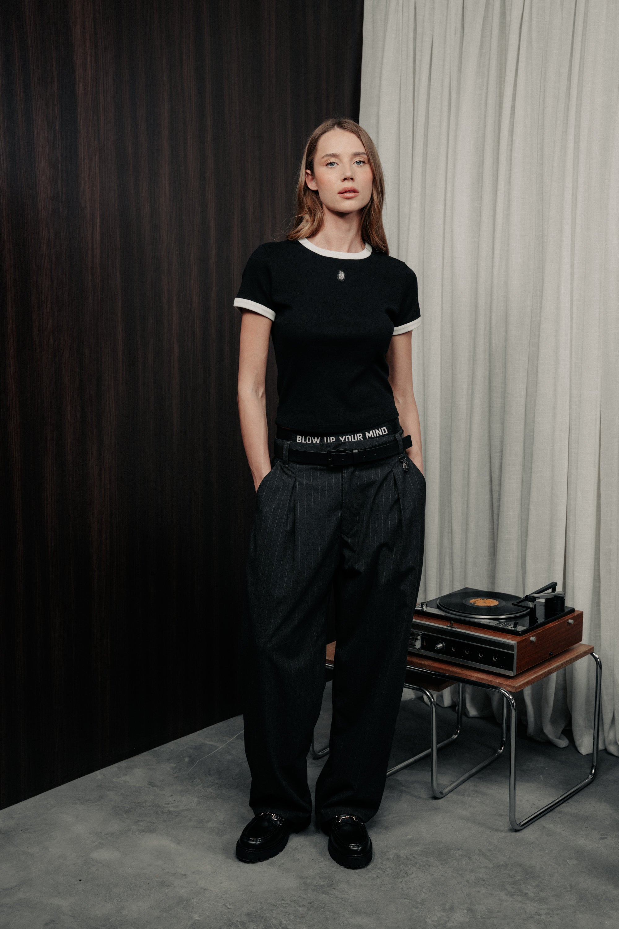 C8M-1100 - SHORT SLEEVE BLACK TOP