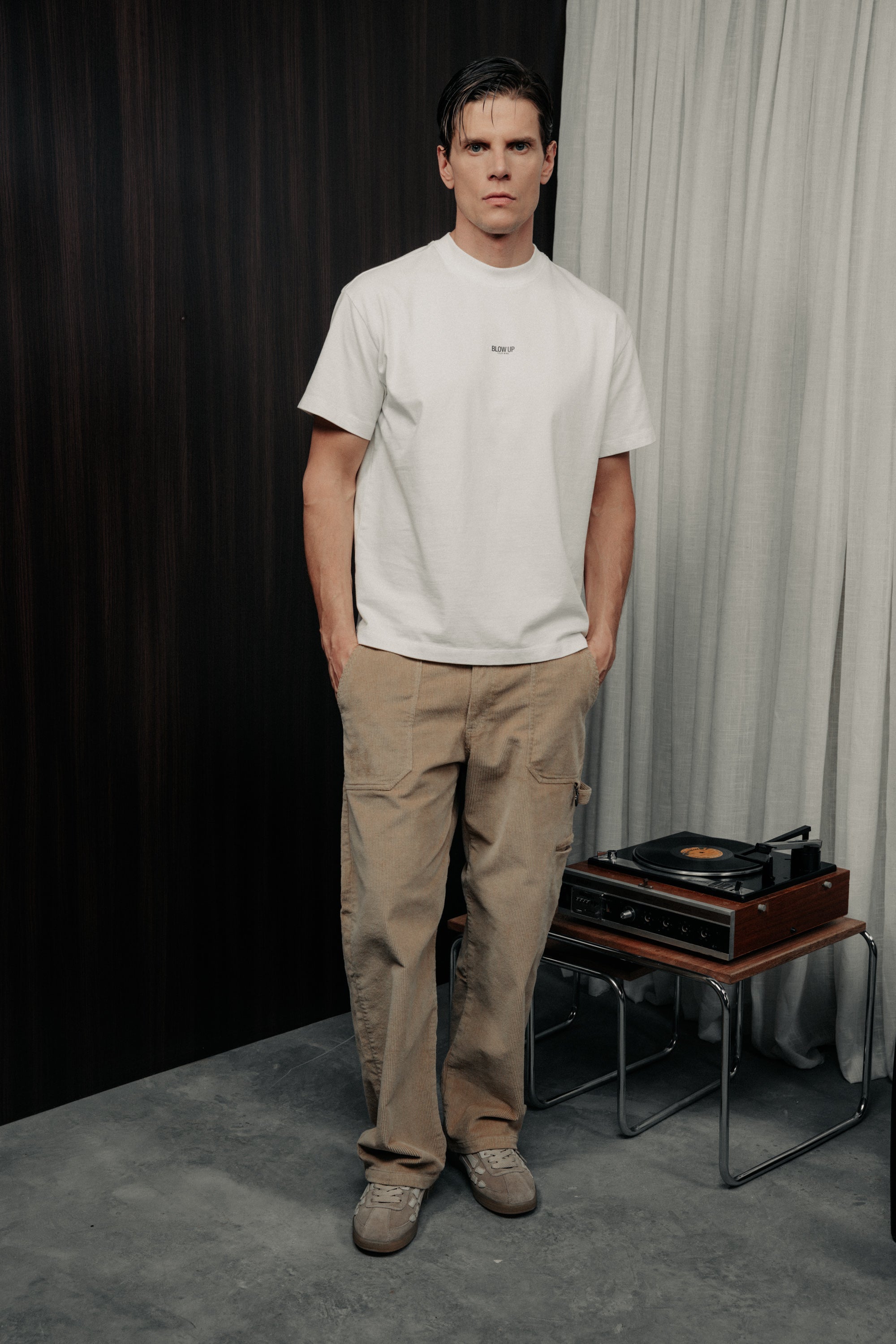 CLF7-1010 - IVORY CLASIC FIT T-SHIRT