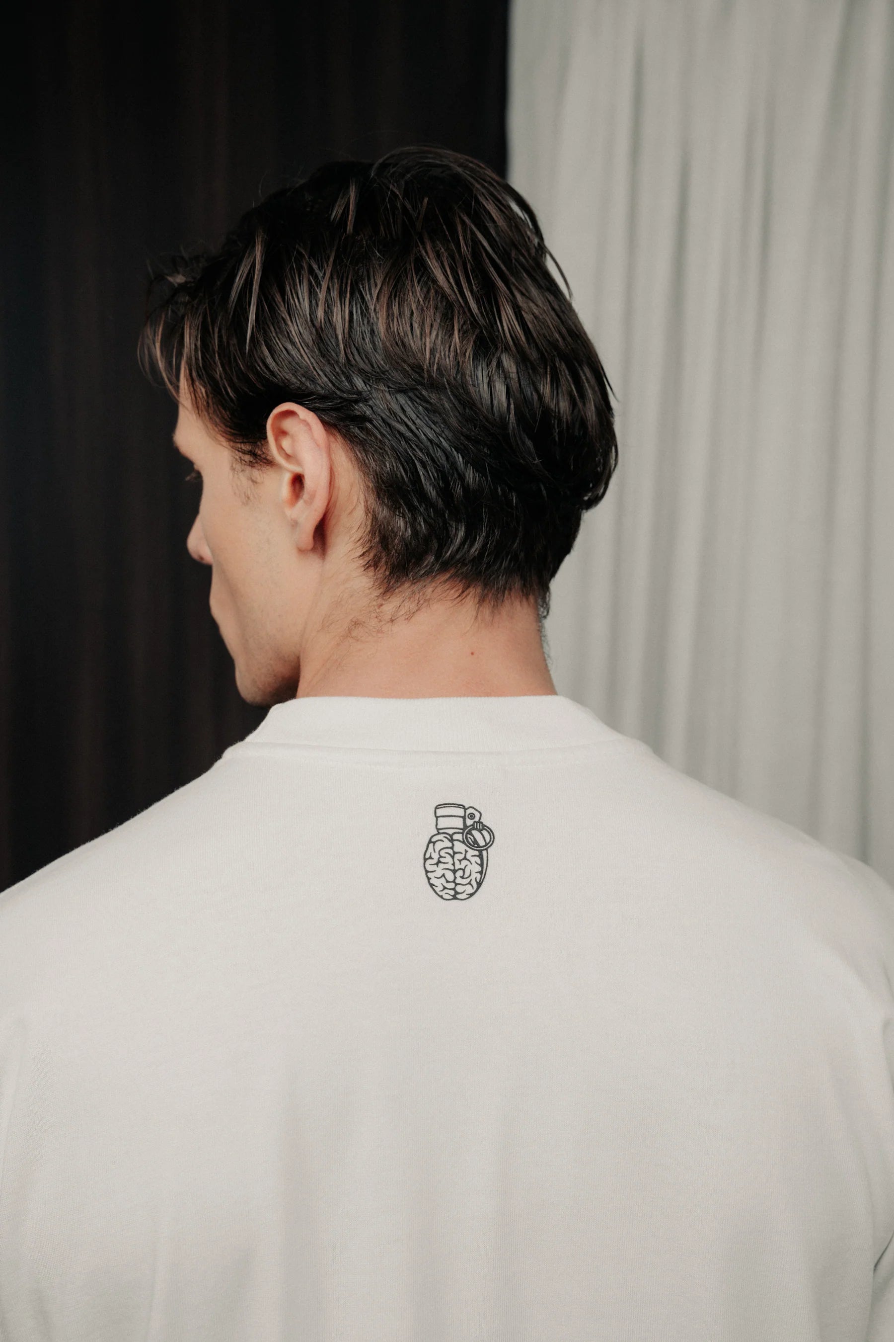 CLF13-1010 - IVORY CLASSIC FIT T-SHIRT