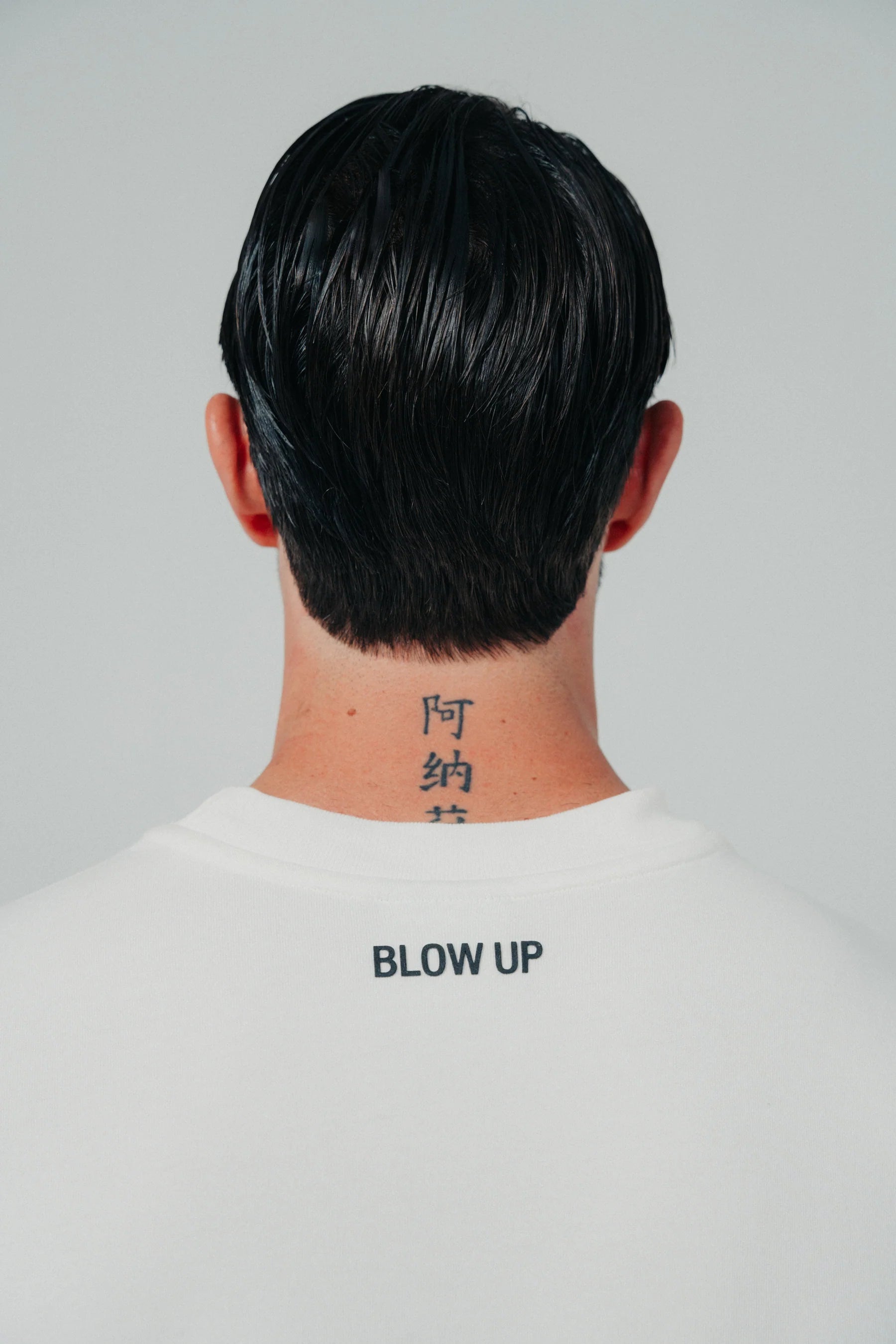CLF6-1010 - IVORY CLASIC FIT T-SHIRT