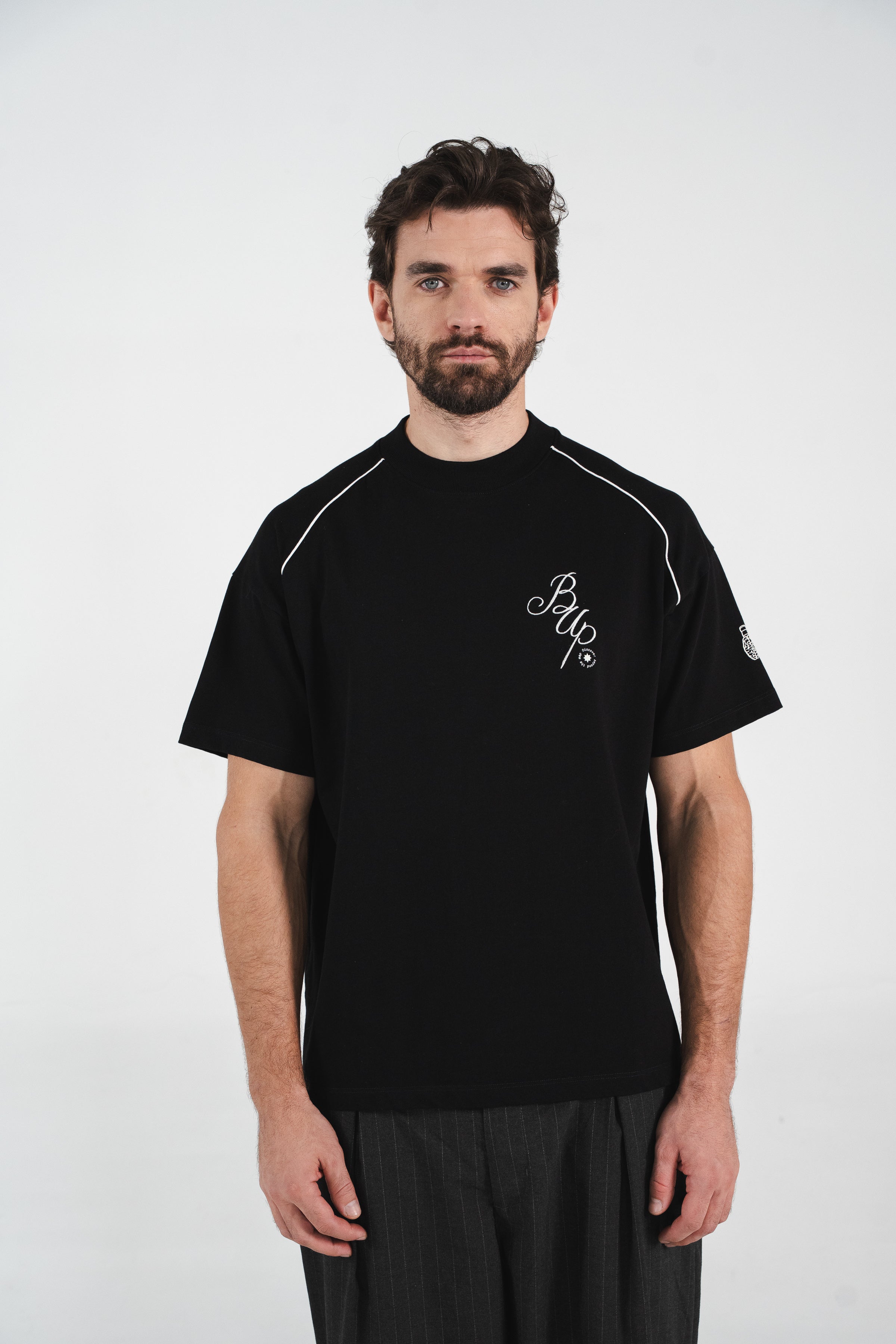 CR28-1100 - WAVE BLACK REGULAR T-SHIRT