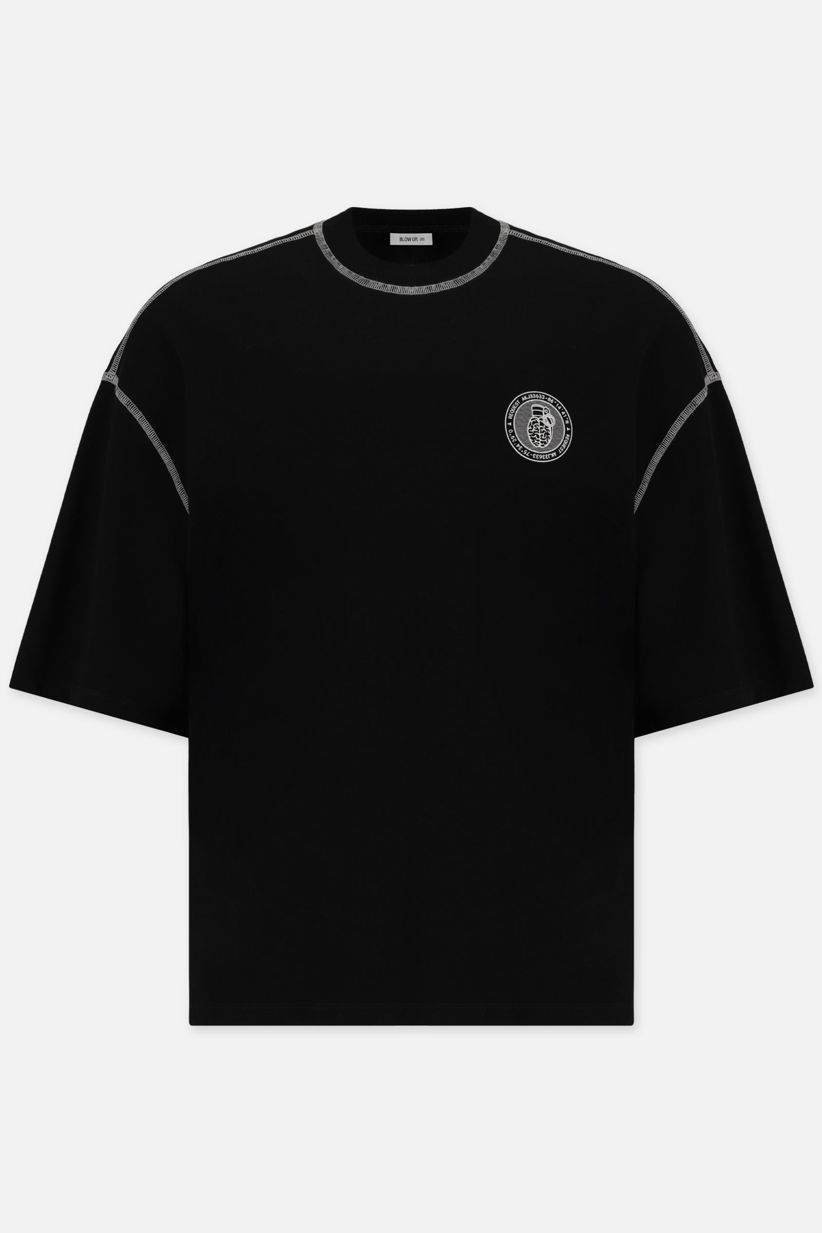 CR32-1100 - UNCHARTED BLACK REGULAR T-SHIRT