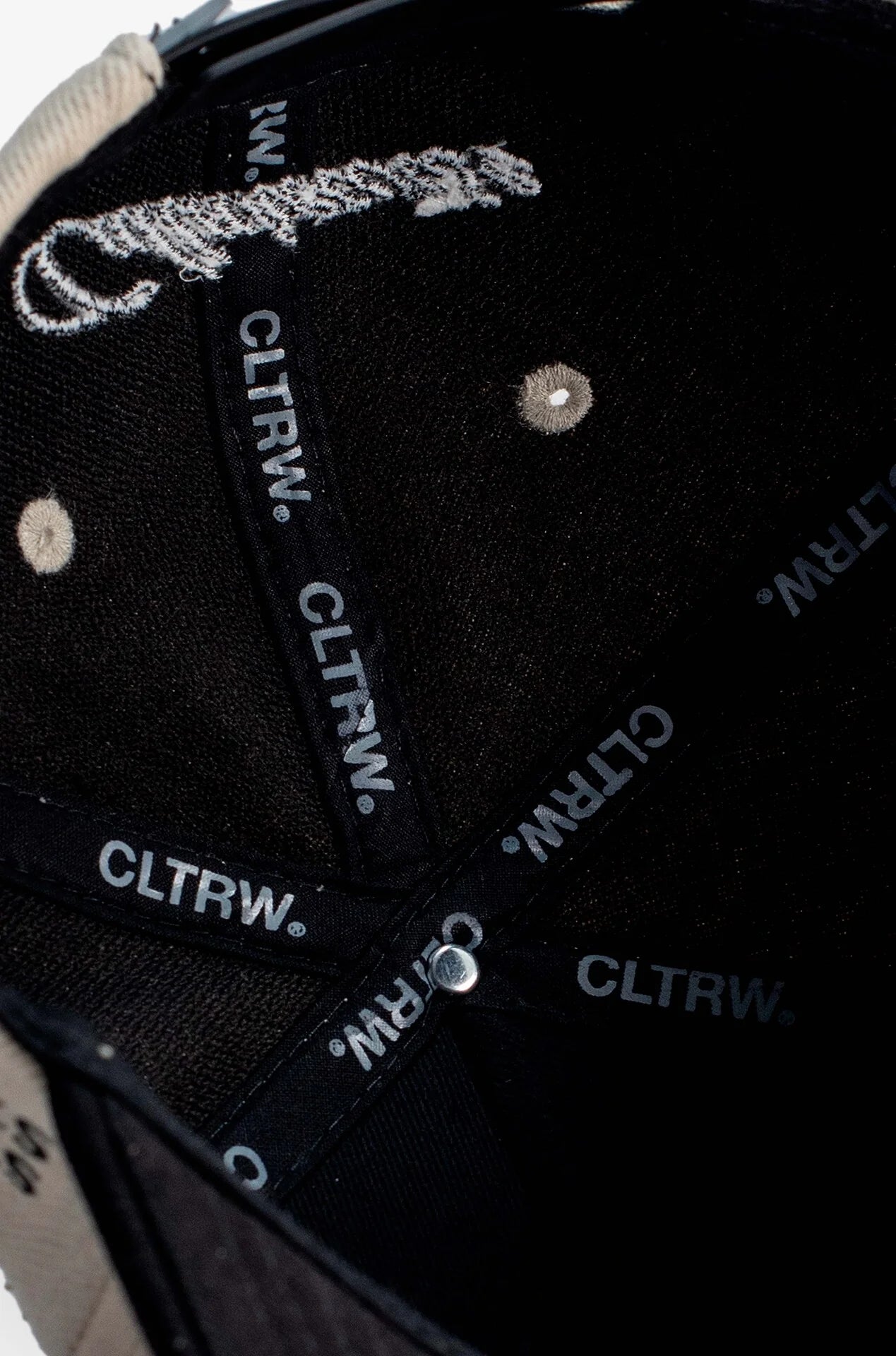CWQ7-C01 - GORRA LOGOS BEIGE