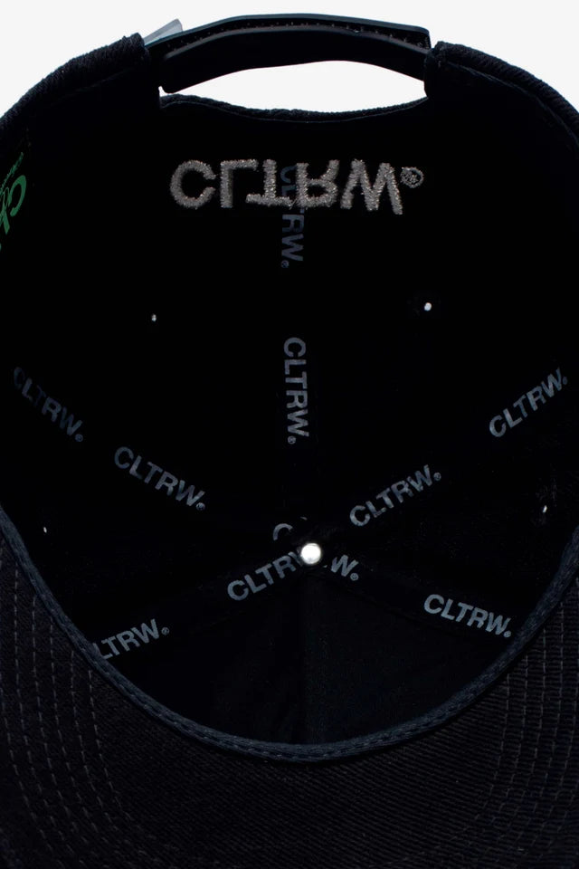 CWQ9-C02 - GORRA 5 PANELES NEGRA