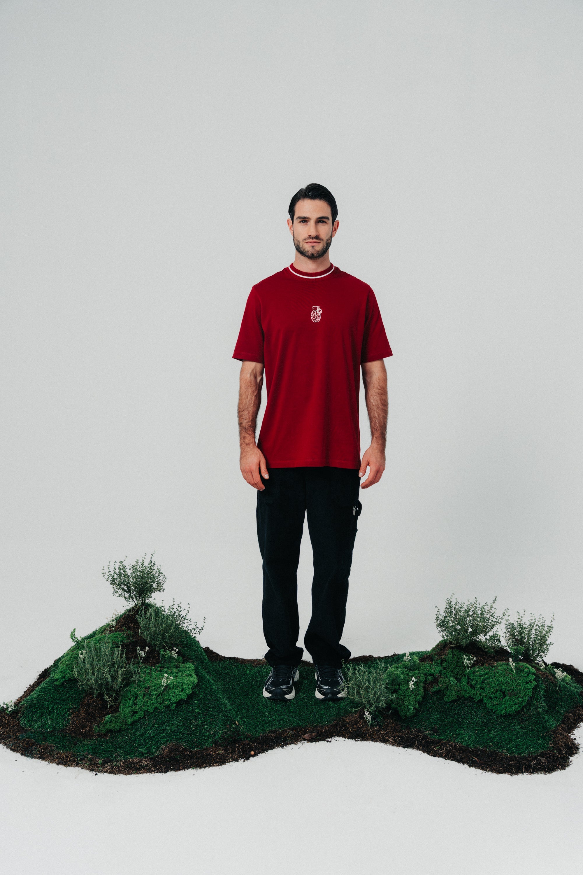 CLF12-3003 - RED CLASSIC FIT T-SHIRT