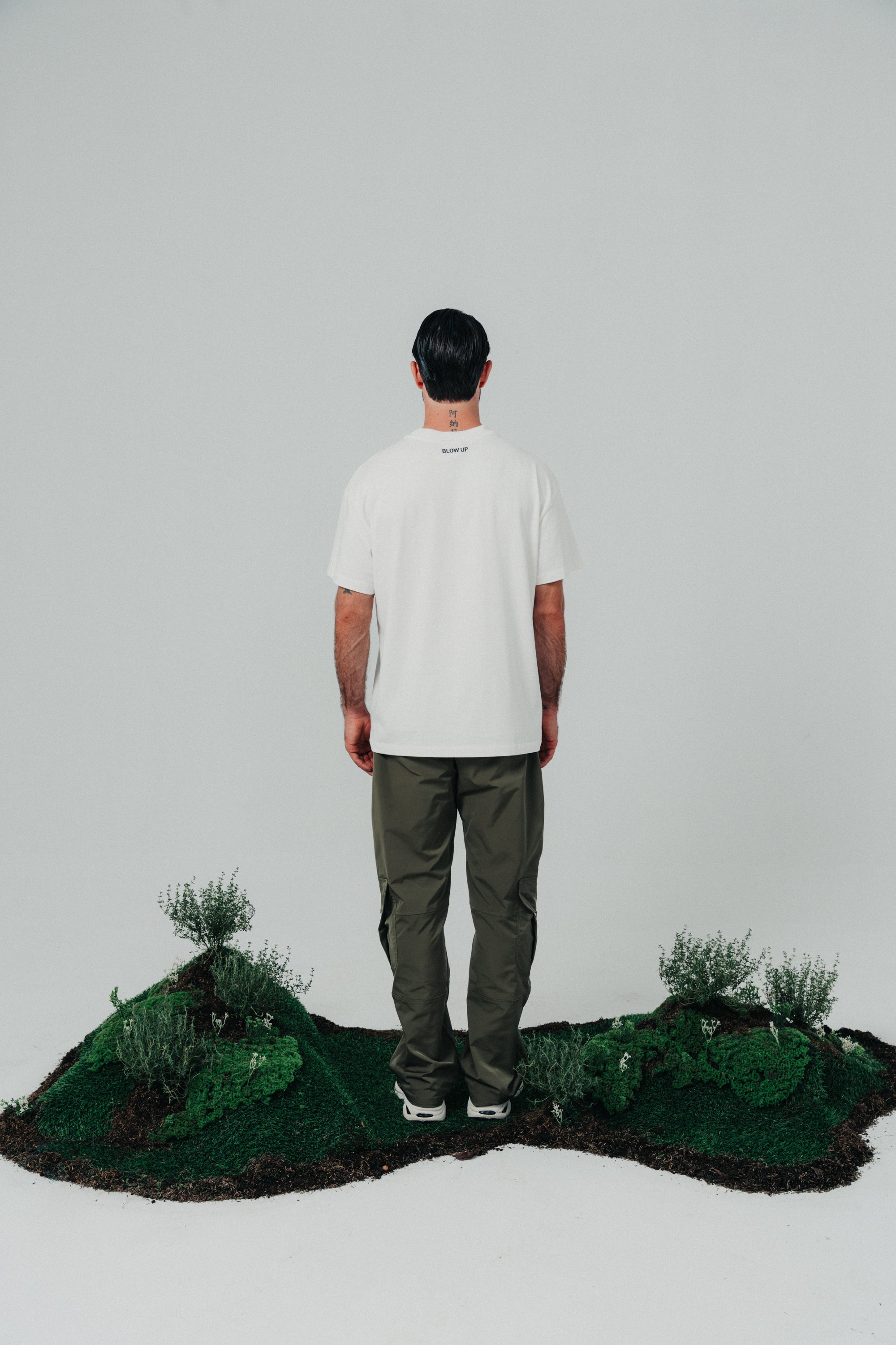 CLF6-1010 - IVORY CLASIC FIT T-SHIRT