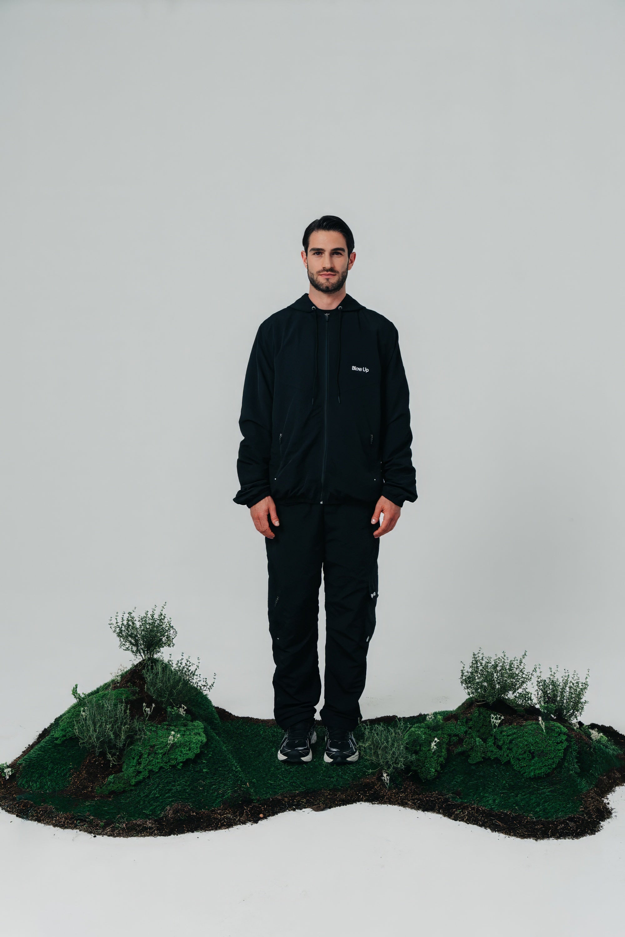 CH12-1100 - BLACK WINDBREAKER JACKET