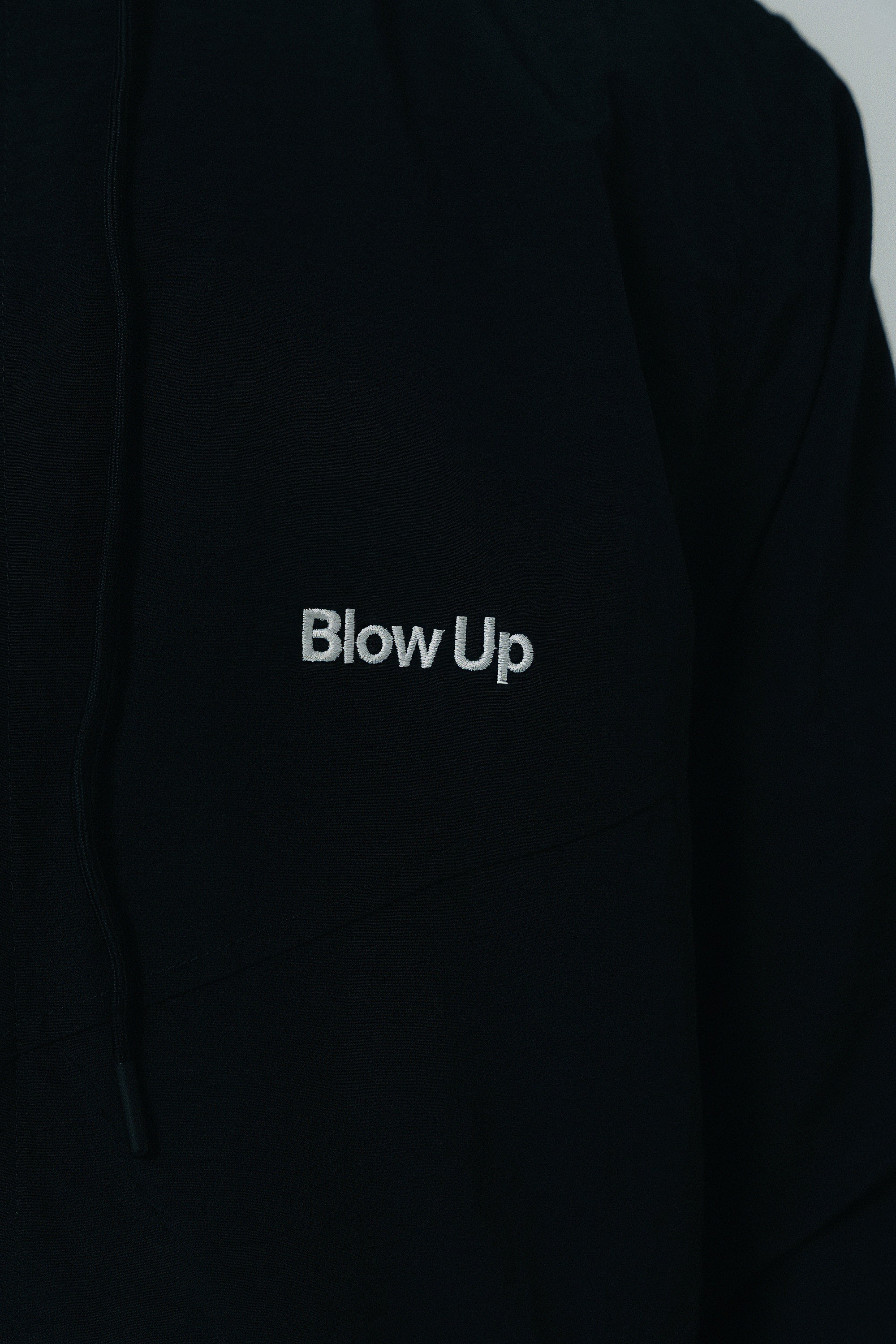 CH12-1100 - BLACK WINDBREAKER JACKET