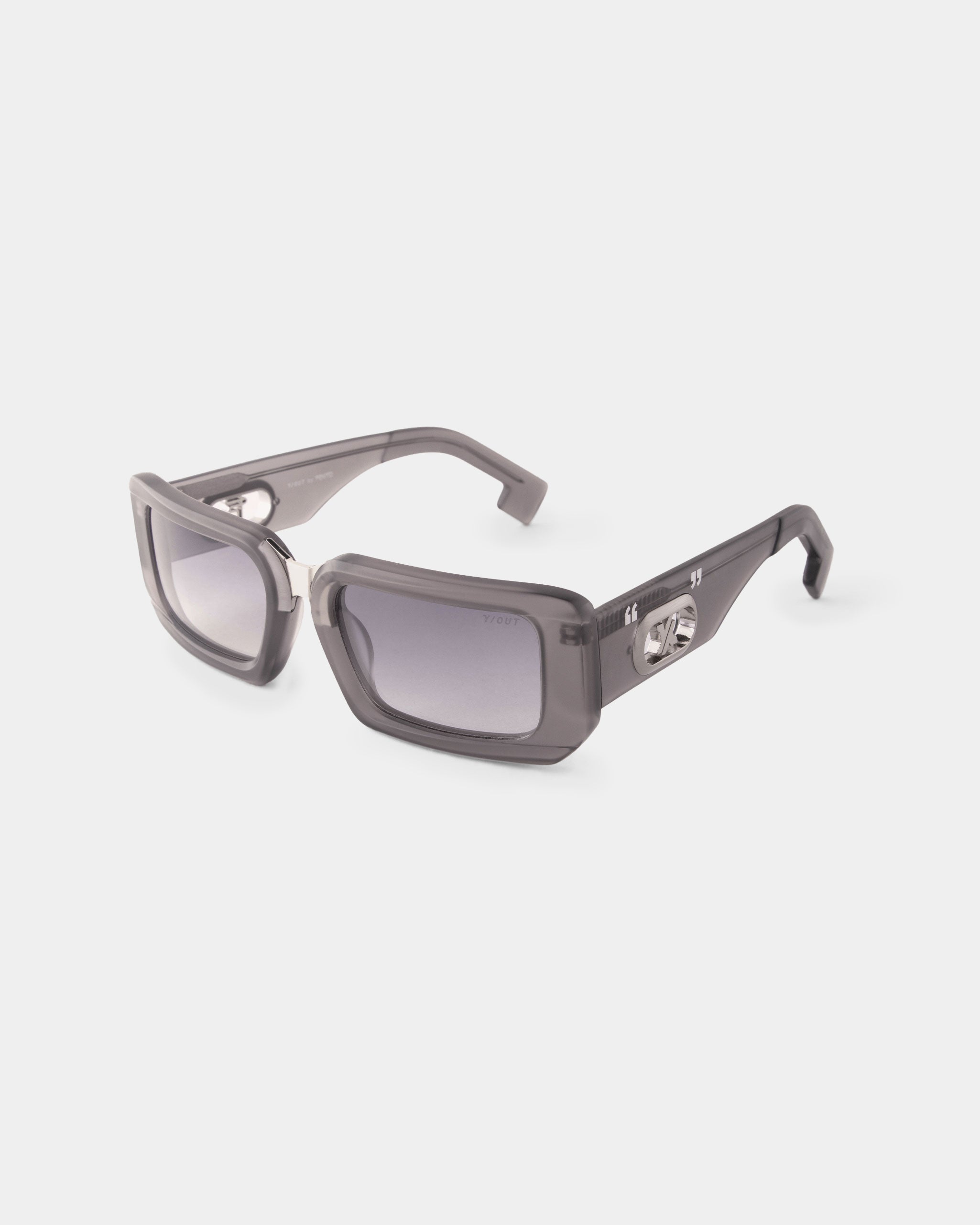 G1003 - GMT GREY