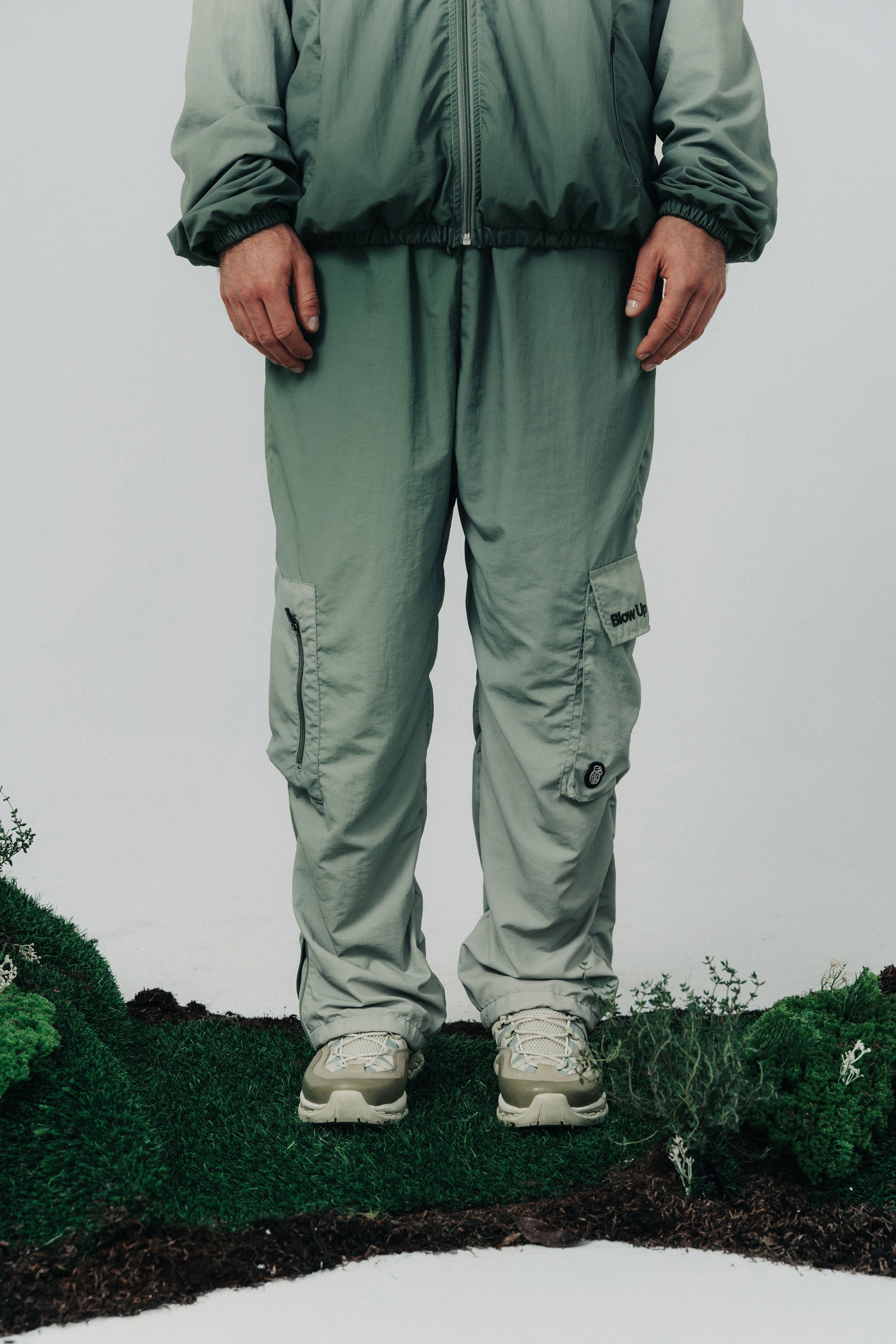 JG3-7013 - GREEN WINDBREAKER JOGGER