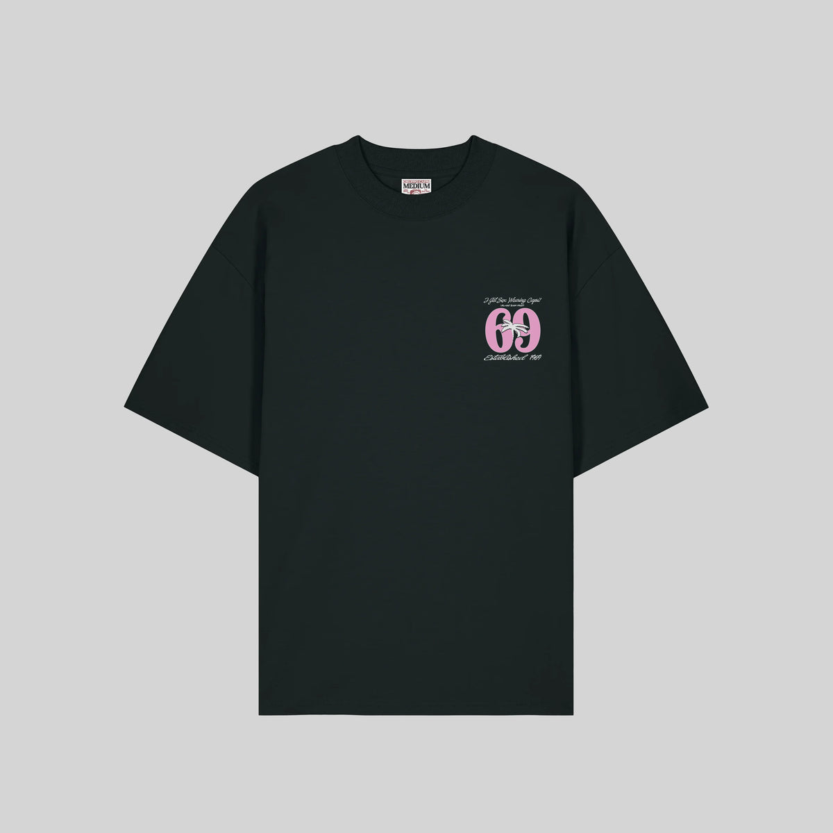 WGruppoCapriTee - Wearing gruppo capri tee