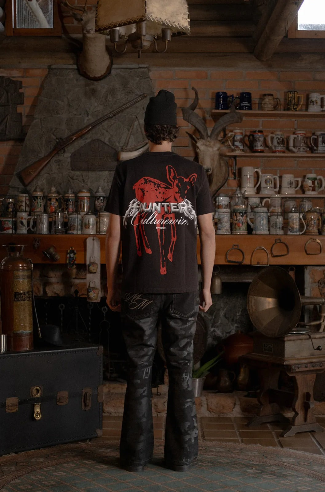 CWQ9-RVENA - CAMISETA NEGRA VENADO
