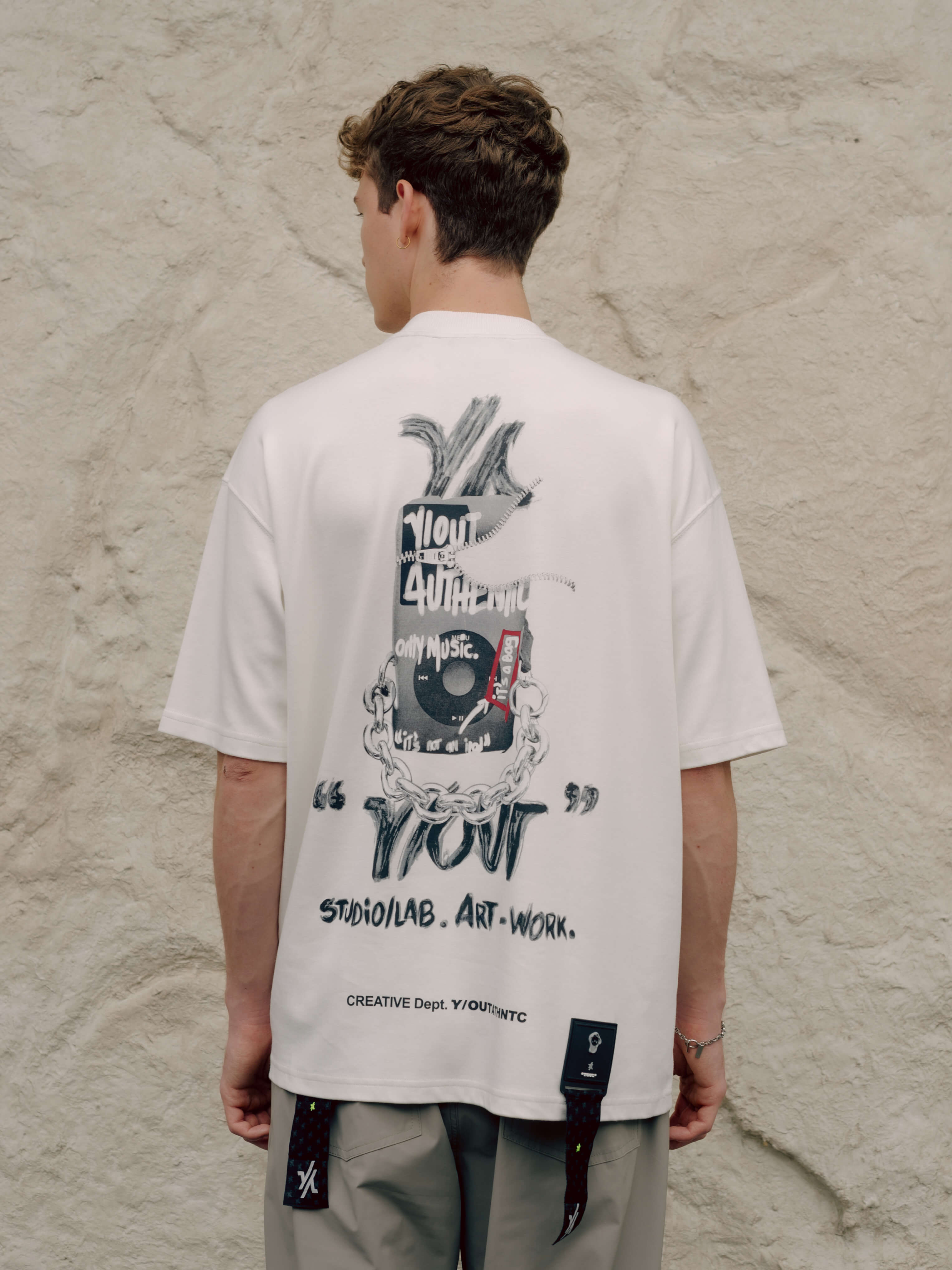 MS1137 - DEVICE T-SHIRT