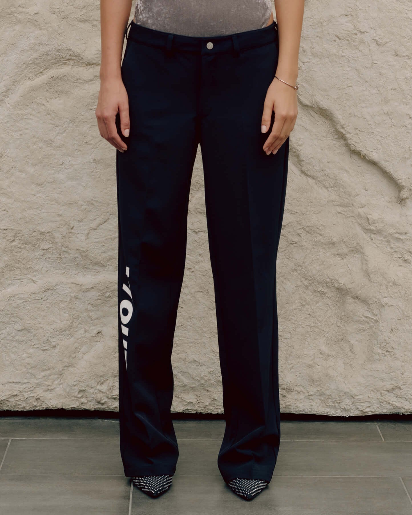 I2130 - TABLET PANT