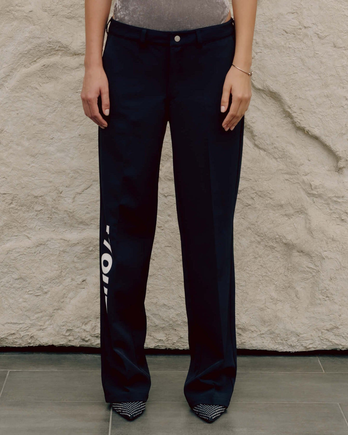 I2130 - TABLET PANT