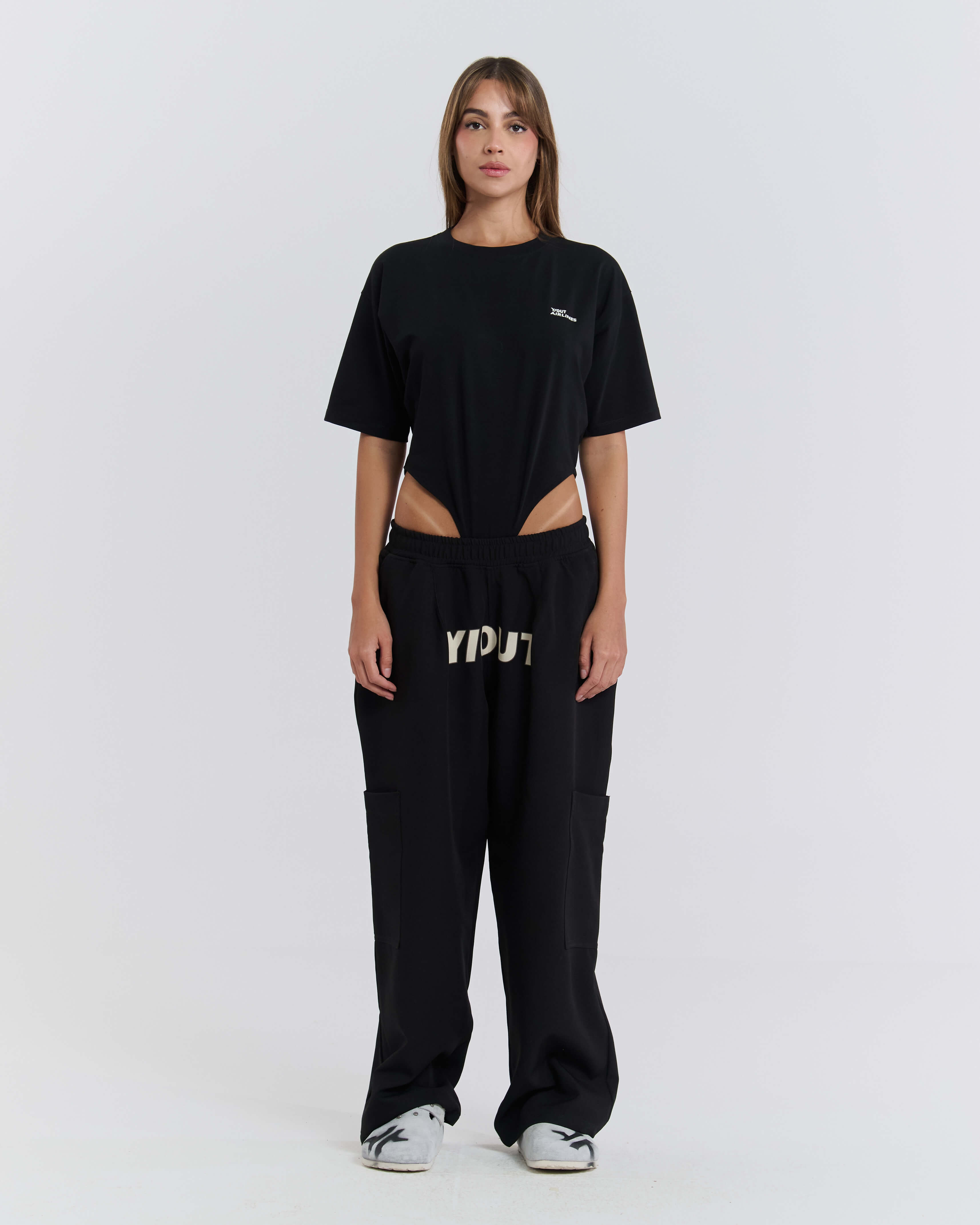 S1117 - CHARTER BLACK BODY