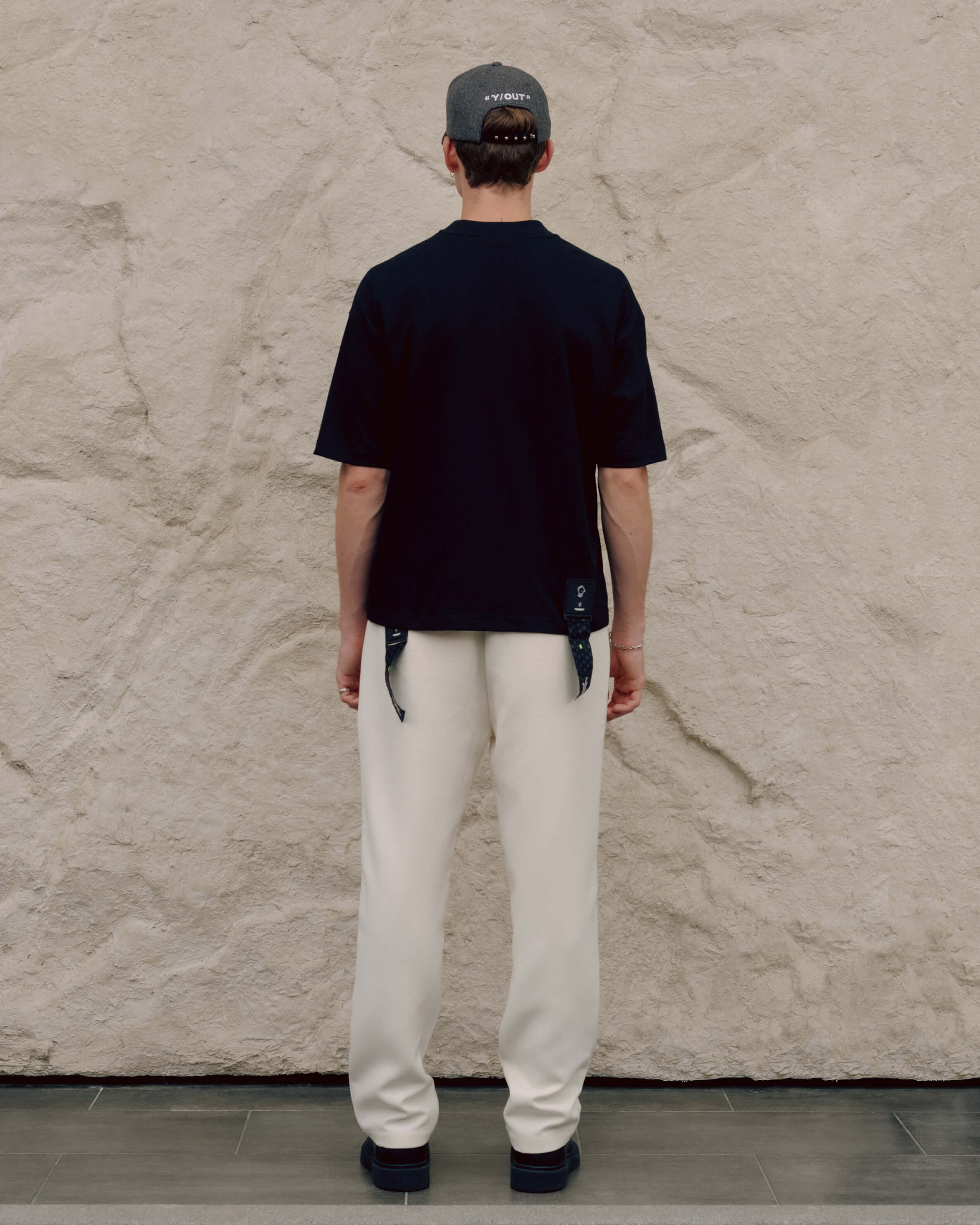 MS1145 - ISOTYPE BOX T-SHIRT