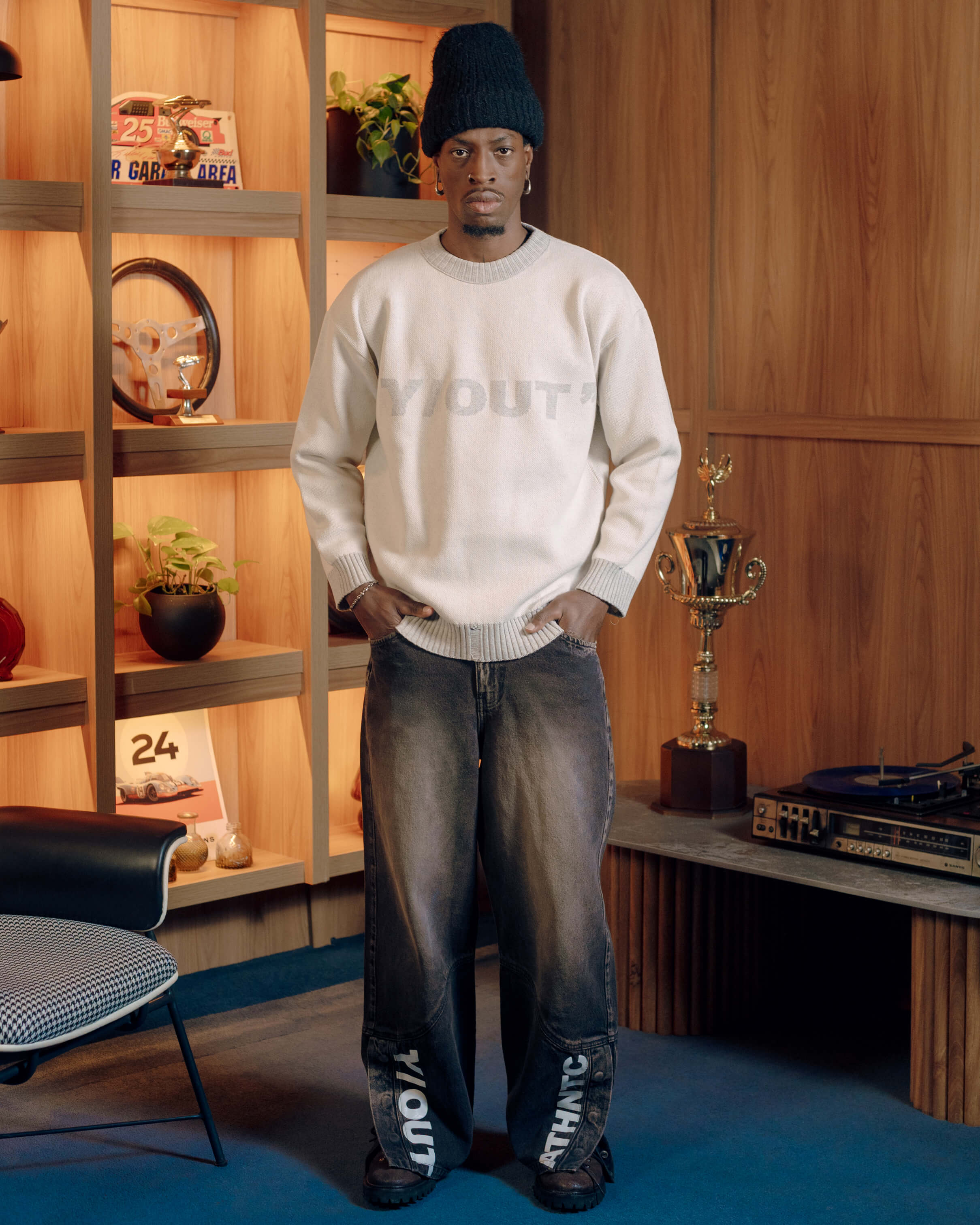 MSS1030 - KNOTS CREWNECK