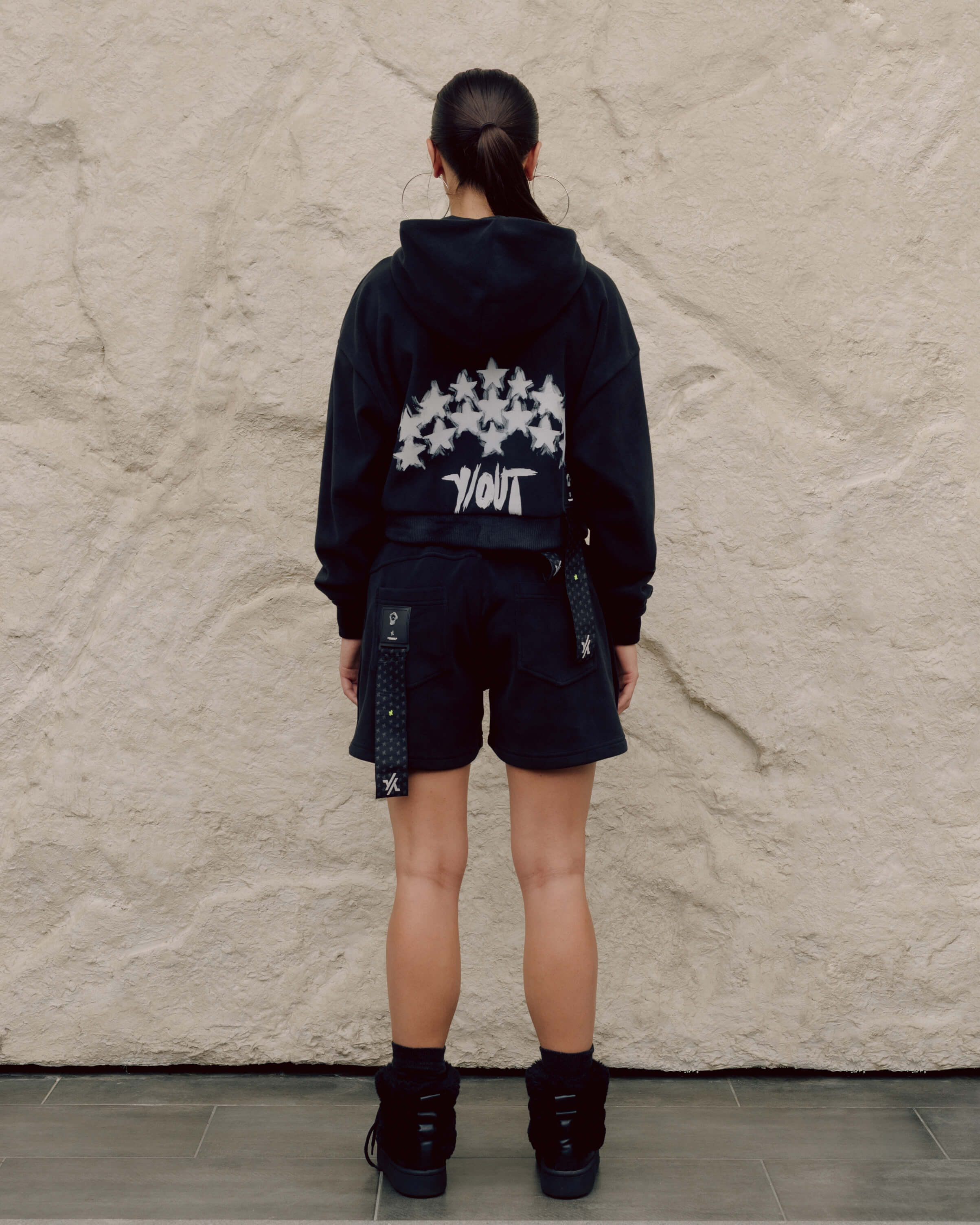 SS1050 - STATUS HOODIE